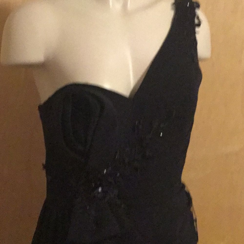 Issue New York Embellished One-Shoulder Minidress - Picture 4 of 16